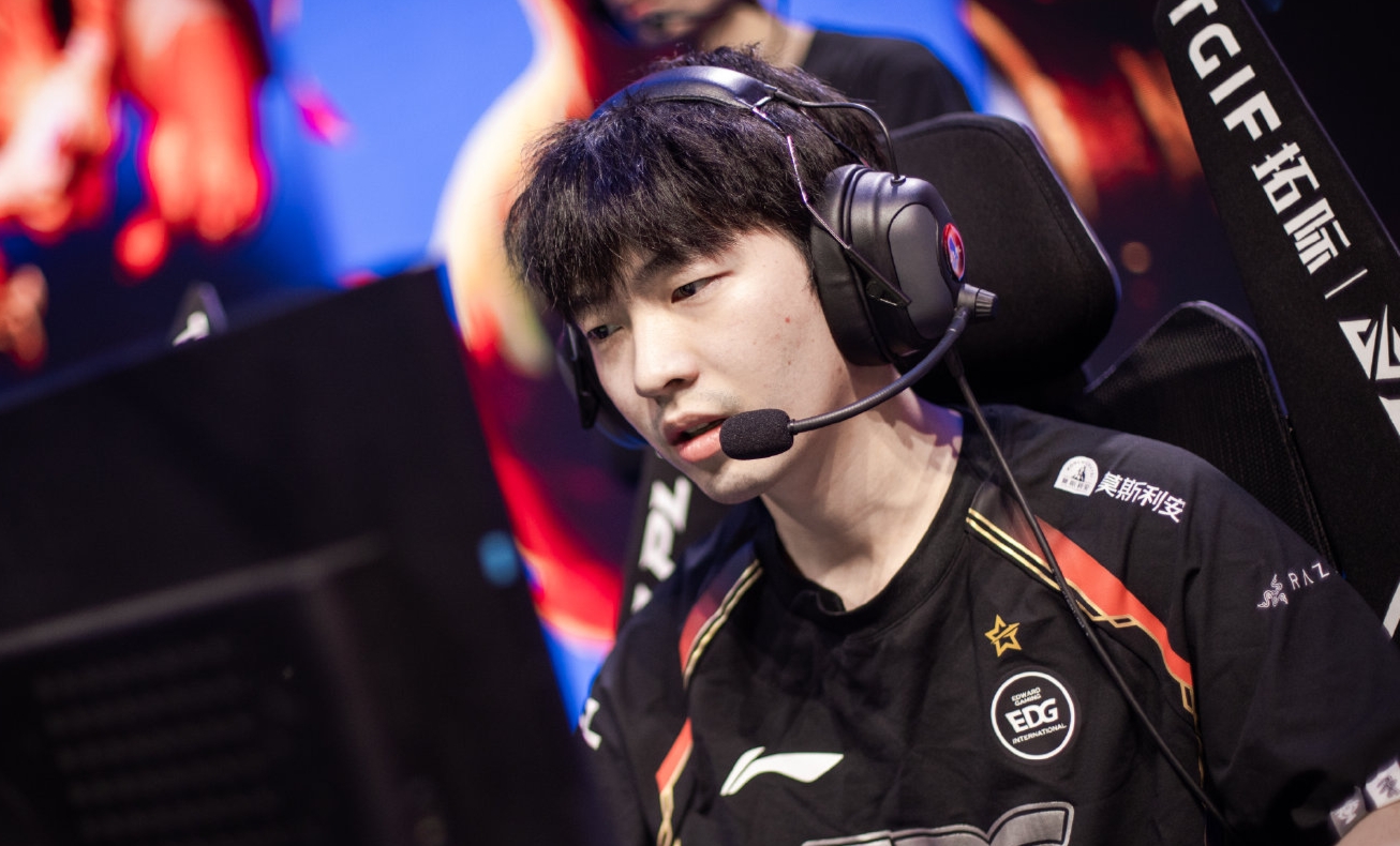 关于TES绝杀LGD，Ruler操刀奇招英雄翻盘焦点之战小组赛，让粉丝疯狂欢呼的信息