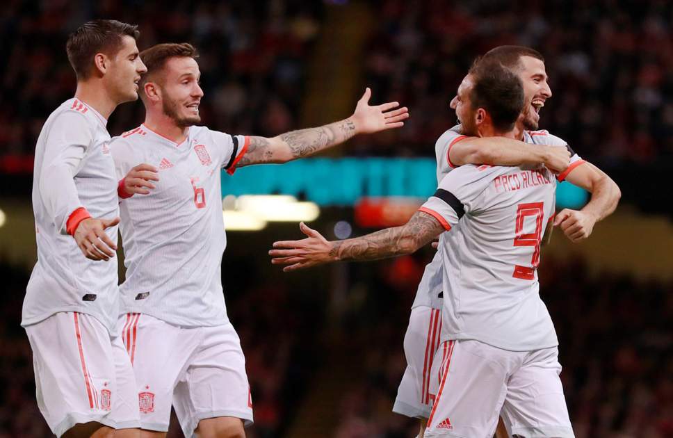 关于英格兰队轻取葡萄牙队，马龙关键制胜的信息