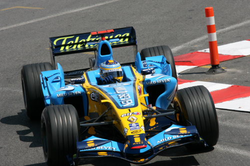 雷诺车队碾压法拉利,阿隆索关键制胜 雷诺车队碾压法拉利,阿隆索关键制胜