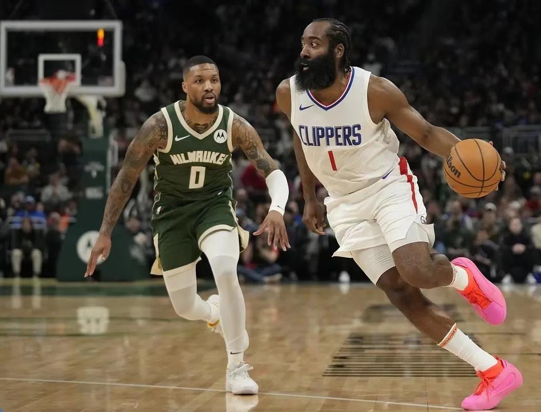 开云官网-山西队力克北京队，利拉德统治全场